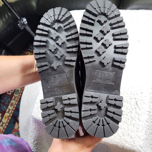 Marc Fisher LTD Women's Izzie black Leather Ankle Boot size 7.5 - Picture 5 of 7